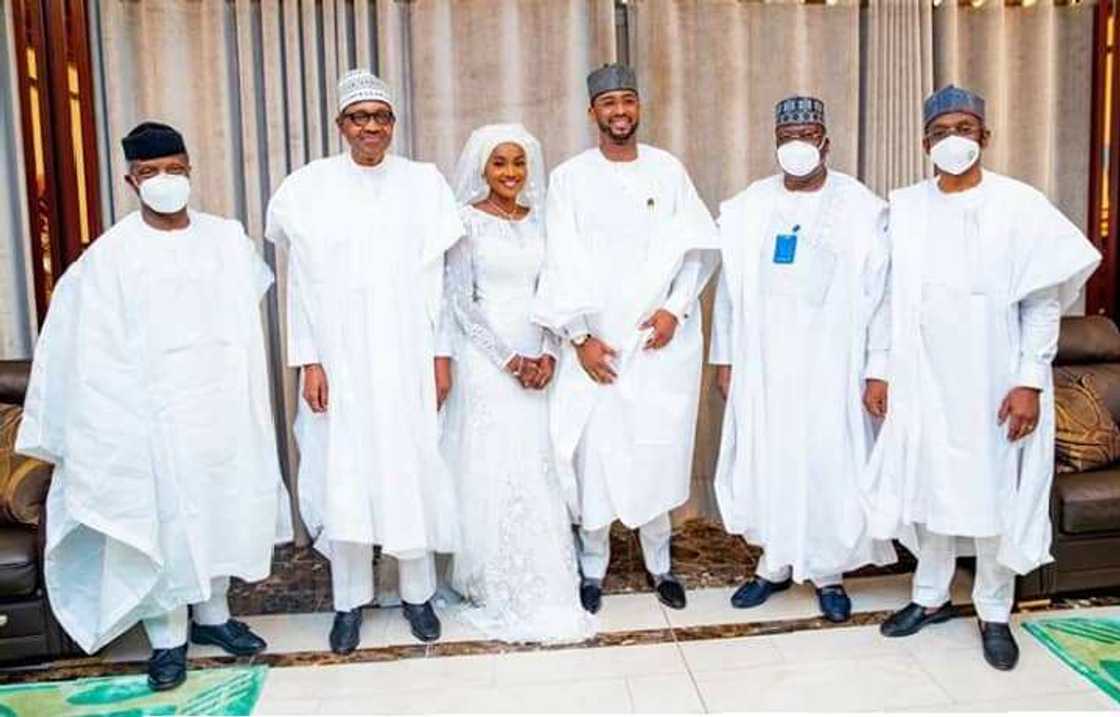 Hotuna da bidiyon ranar daurin auren Hanan Buhari da Turad Sha'aban Hotuna da bidiyon ranar daurin auren Hanan Buhari da Turad Sha'aban