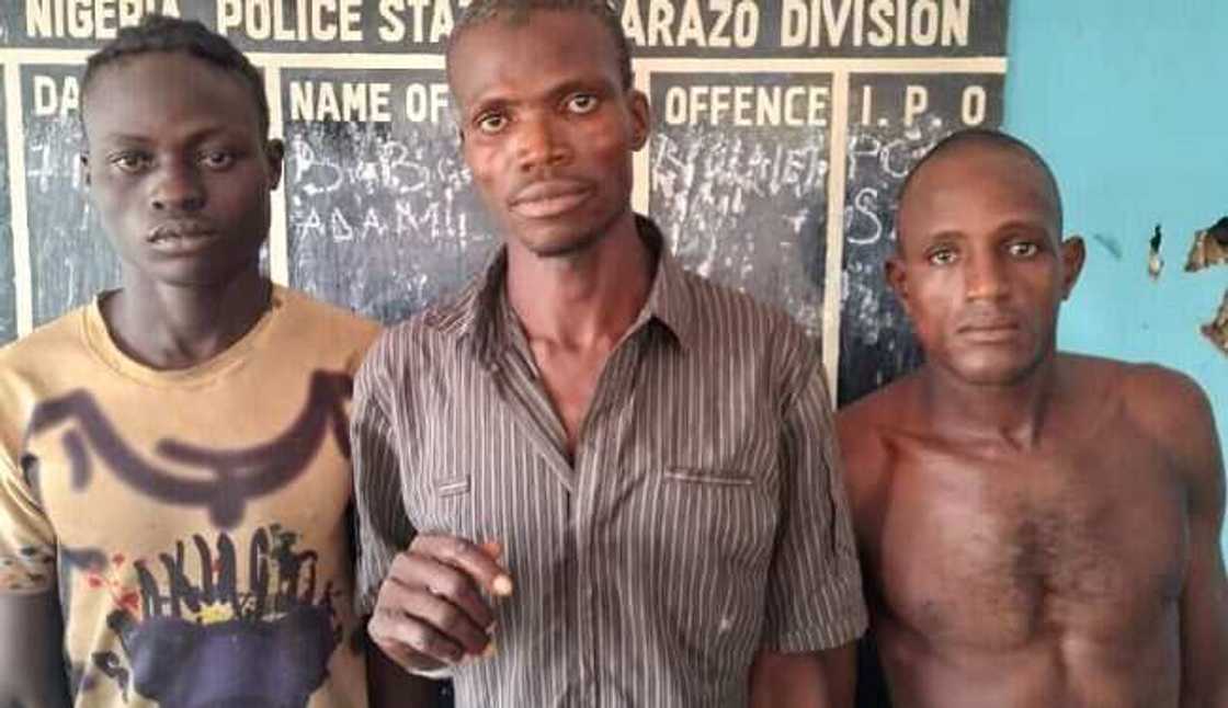 'Yan sanda sun kama wadanda ake zargin da jami'insu a Bauchi 'Yan sanda sun kama wadanda ake zargin da jami'insu a Bauchi