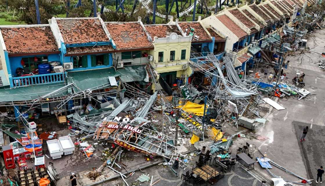 Dozens of factories and warehouses in Haiphong were damaged by Yagi and some in Quang Ninh province are not expected to have power until the end of the week, business leaders warn Dozens of factories and warehouses in Haiphong were damaged by Yagi and some in Quang Ninh province are not expected to have power until the end of the week, business leaders warn