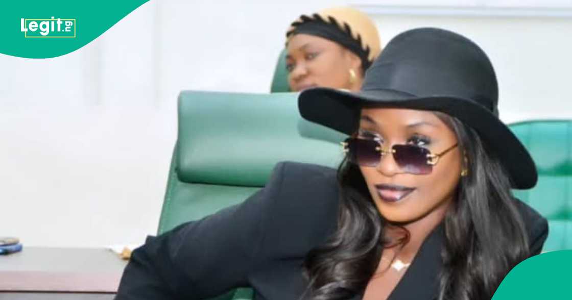 2Baba spoils his wife, Natasha Osawaru, with a rare designer Birkin bag in a viral video. 2Baba spoils his wife, Natasha Osawaru, with a rare designer Birkin bag in a viral video.