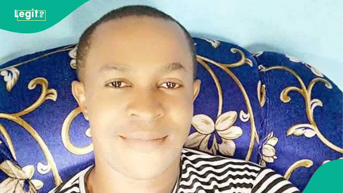 Man seeks help online as his wife refuses to eat after daughter's death. Man seeks help online as his wife refuses to eat after daughter's death.