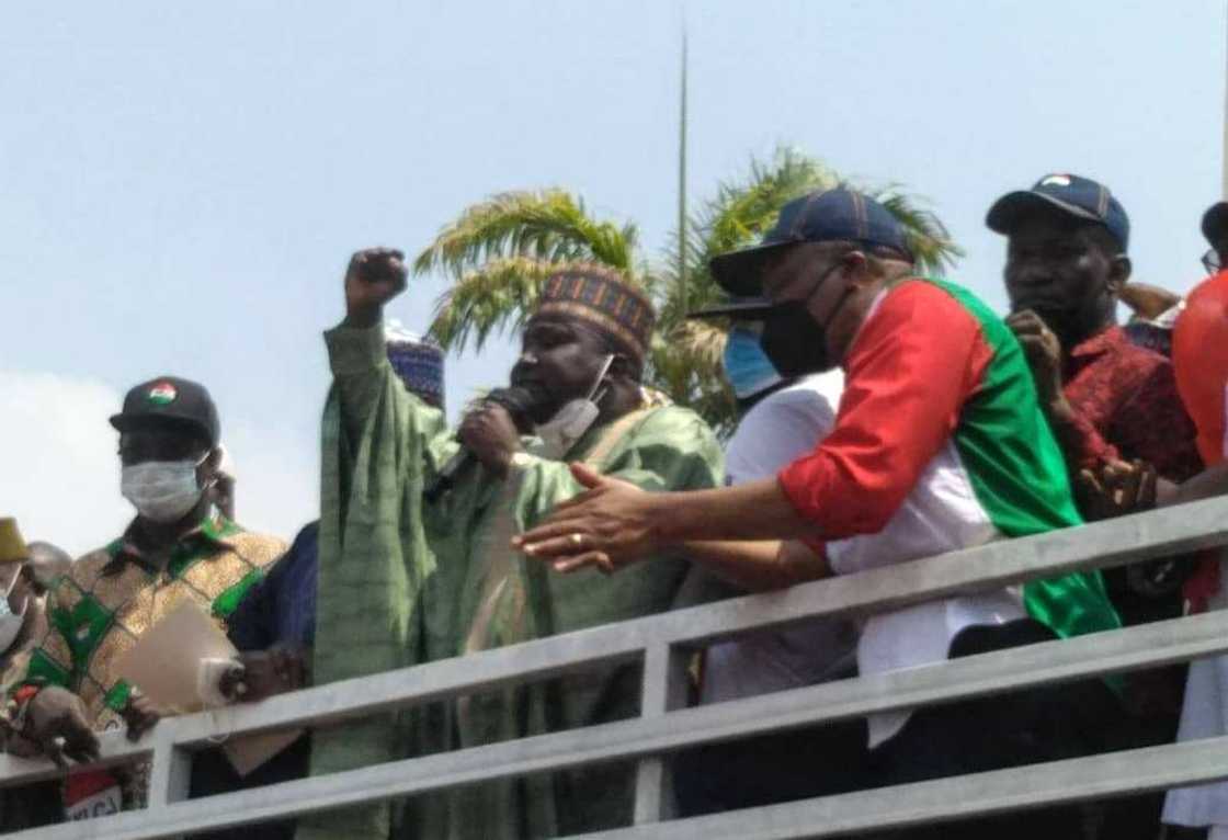 Breaking: Protesters overwhelm security, storm National Assembly over minimum wage Breaking: Protesters overwhelm security, storm National Assembly over minimum wage