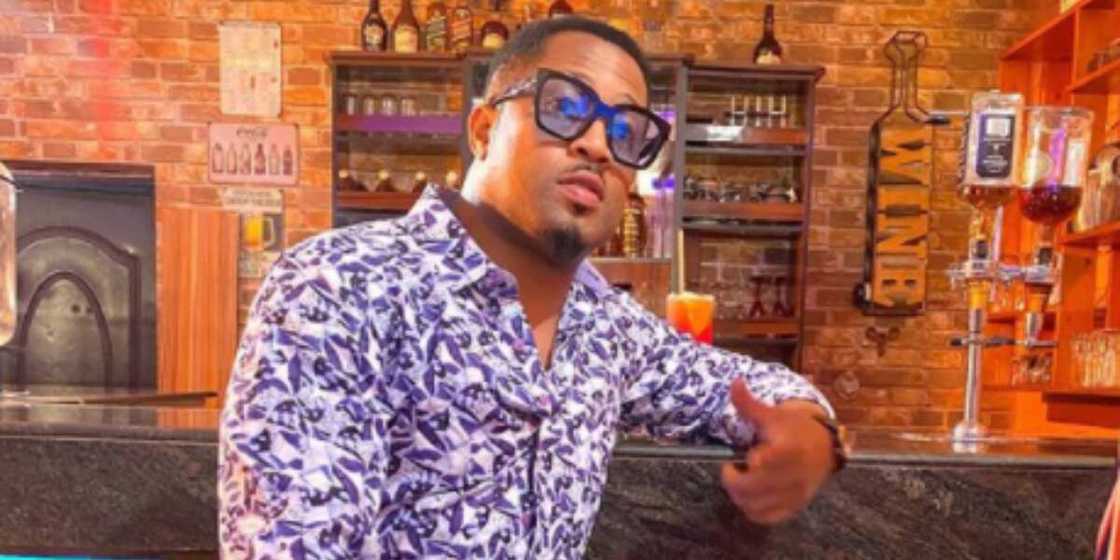 Woman in the UK accuses Mike Ezuruonye of online romance fraud (Video) Woman in the UK accuses Mike Ezuruonye of online romance fraud (Video)