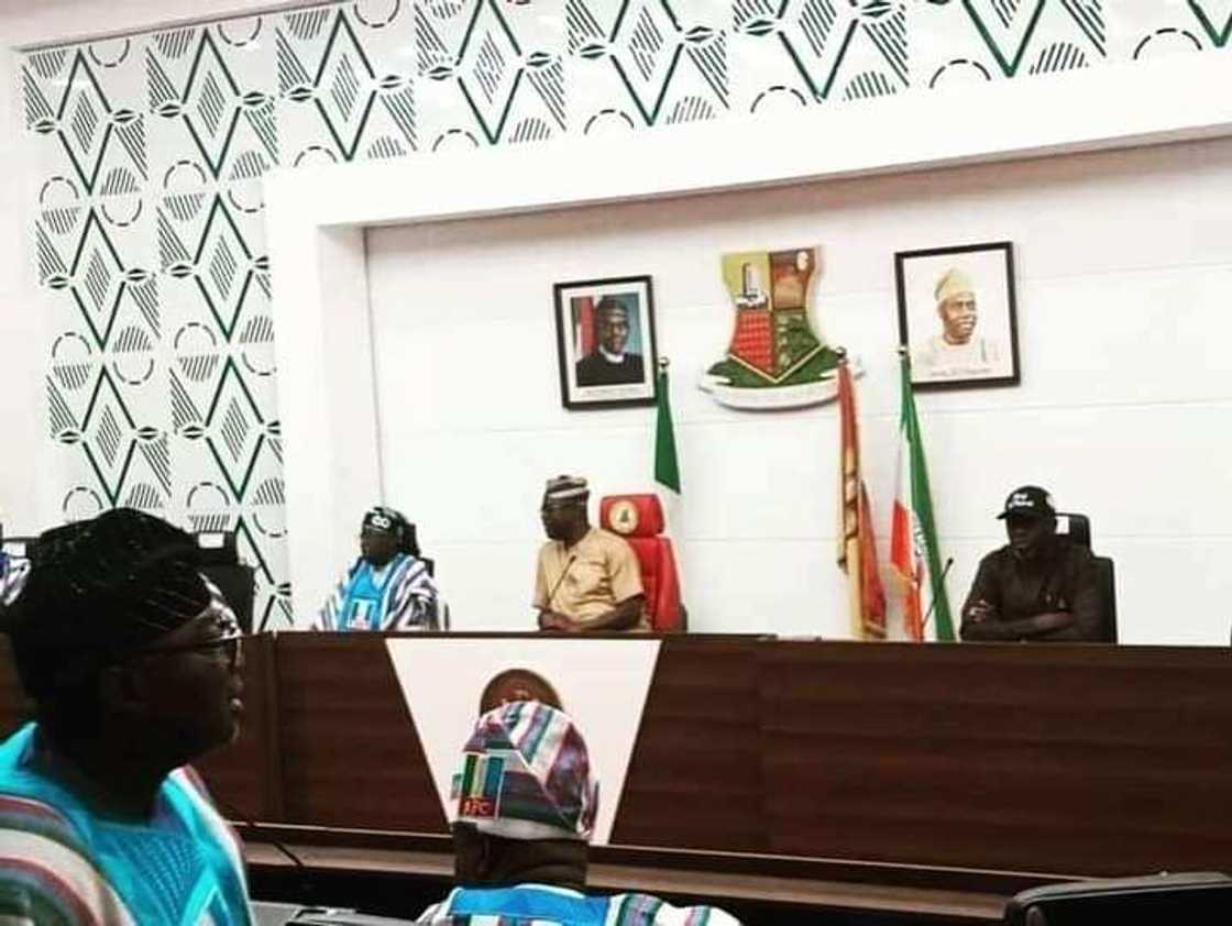 Tinubu visitsMakinde Tinubu visitsMakinde