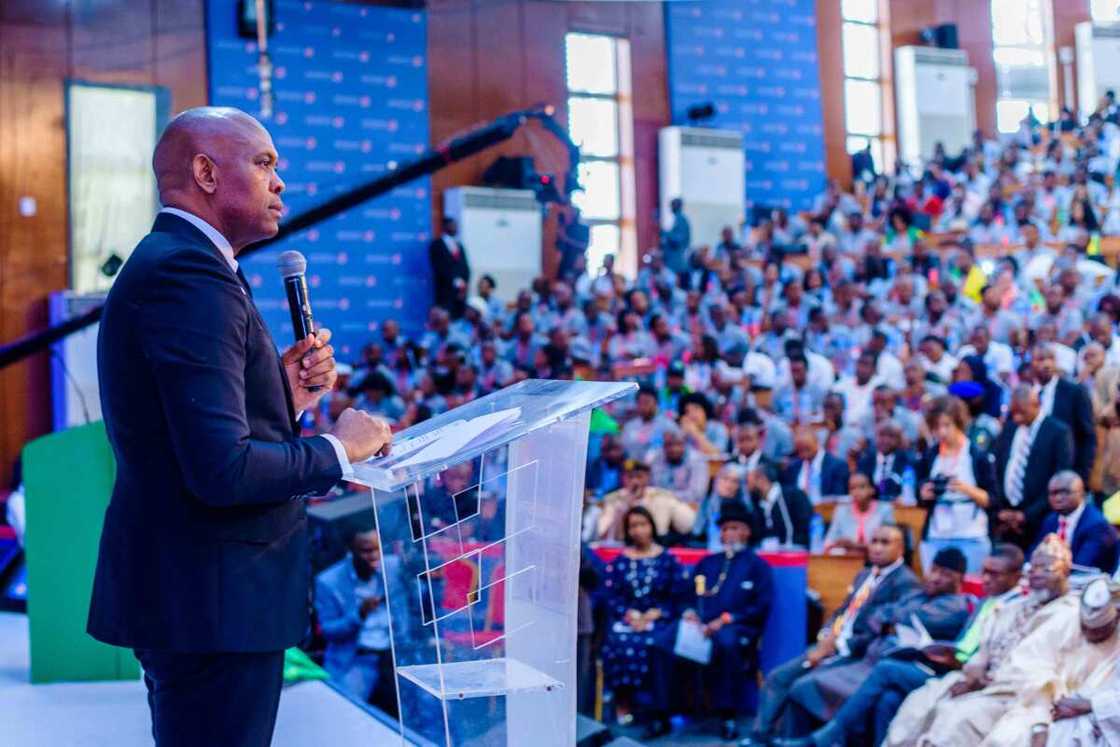 Power moves: Tony Elumelu acquires 1.2 billion UBA shares in 48 hours Power moves: Tony Elumelu acquires 1.2 billion UBA shares in 48 hours