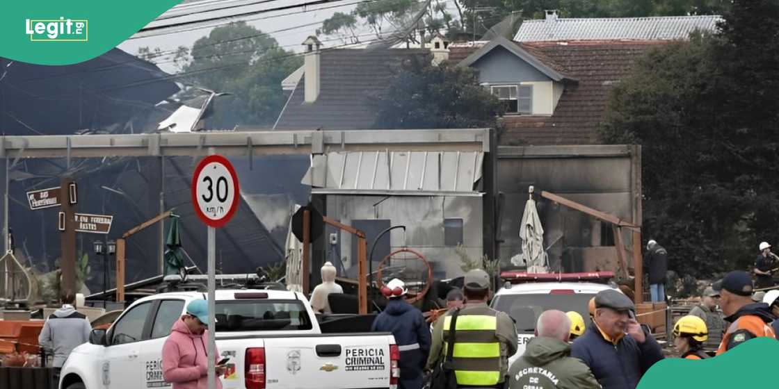 Family of 10 die in Brazil plane crash Family of 10 die in Brazil plane crash
