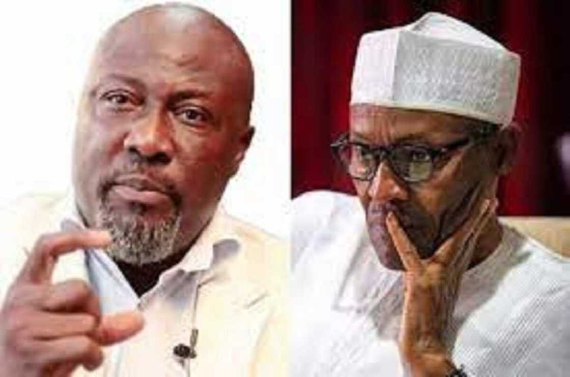A yunwace jama’a suke, ka yi wani abu kafin su yi wani abu, Dino Melaye ga Shugaba Buhari A yunwace jama’a suke, ka yi wani abu kafin su yi wani abu, Dino Melaye ga Shugaba Buhari
