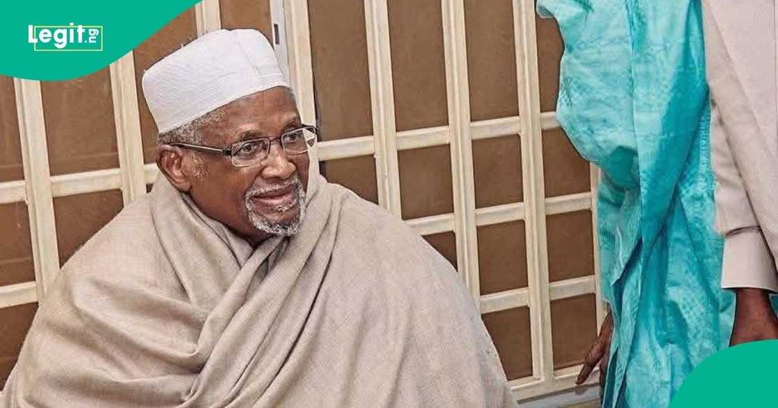 Prof. Adamu Abubakar Gwarzo has urged Tinubu’s government to honour the late Aminu Dantata in a significant way. Prof. Adamu Abubakar Gwarzo has urged Tinubu’s government to honour the late Aminu Dantata in a significant way.