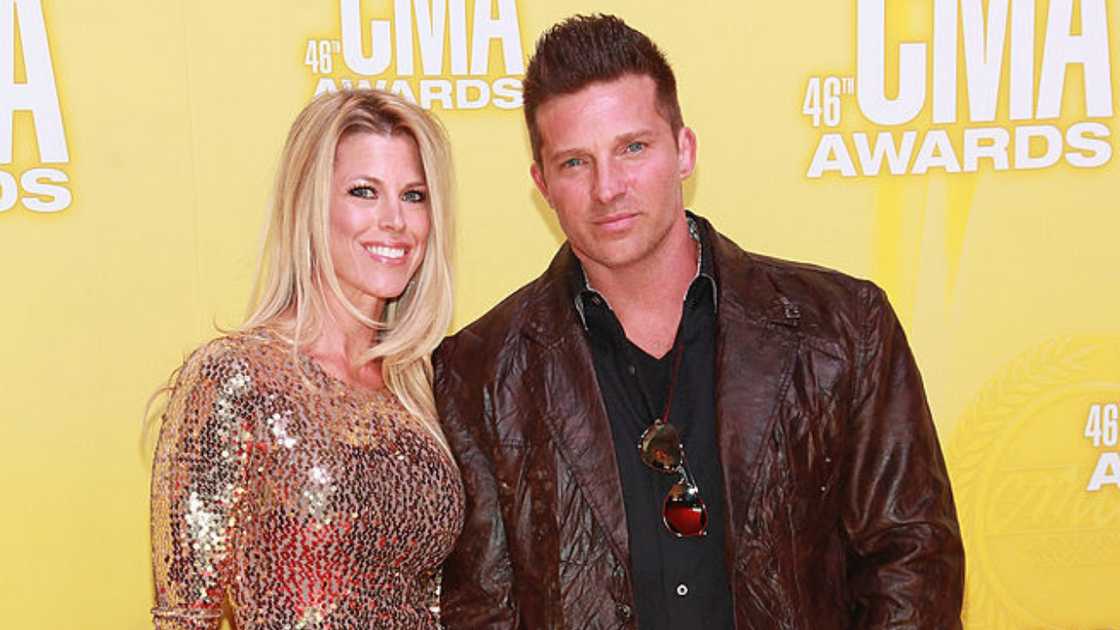 Actor Steve Burton and his ex-wife Sheree Gustin at the Bridgestone Arena on 1 November 2012 in Nashville, Tennessee.