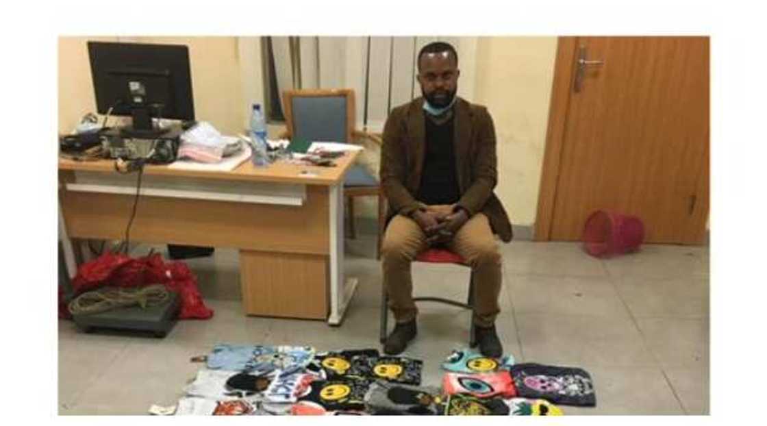 Ukaegbu Onyekachi: NDLEA nabs drug peddler at Lagos airport Ukaegbu Onyekachi: NDLEA nabs drug peddler at Lagos airport