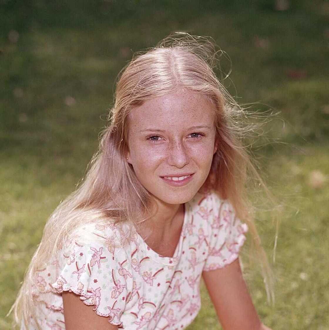 Eve Plumb