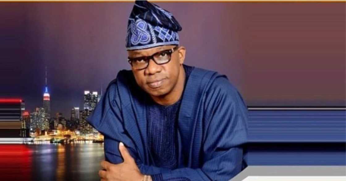 Gwamna Abiodun ya zare hannunsa daga Kwamishinan da ya zagi Osoba Gwamna Abiodun ya zare hannunsa daga Kwamishinan da ya zagi Osoba