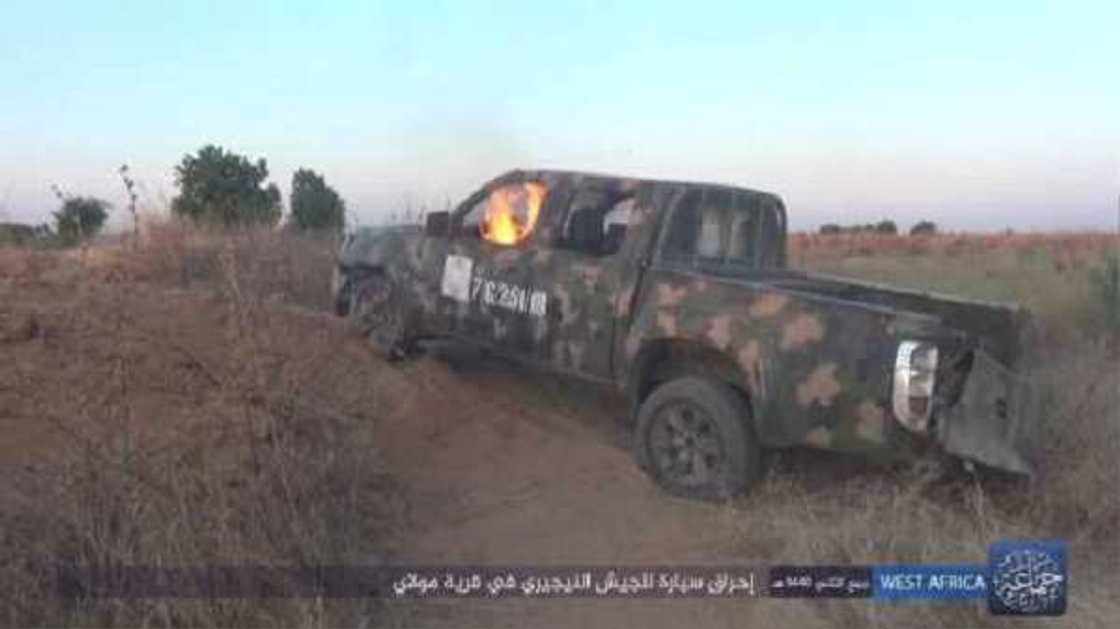 Kungiyar Boko Haram ta saki hotunan harin da ta kai a Maiduguri Kungiyar Boko Haram ta saki hotunan harin da ta kai a Maiduguri