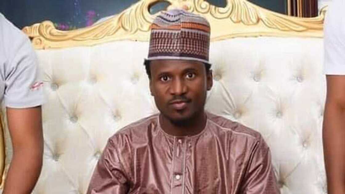 Kuyi hakuri, amma gaskiya na fadi: Sarkin Waka ya saki sabon bidiyo, ya yi sabon bayani Kuyi hakuri, amma gaskiya na fadi: Sarkin Waka ya saki sabon bidiyo, ya yi sabon bayani