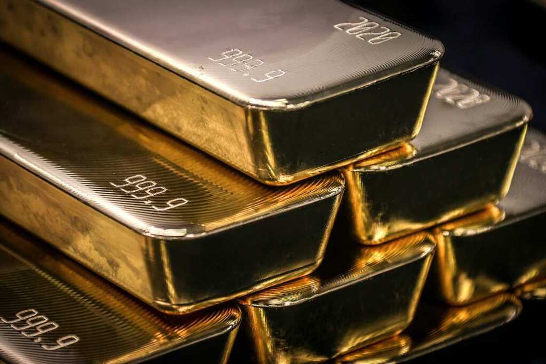 Gold prcies have hit a fresh record high on growing expectations for US interest rate cuts