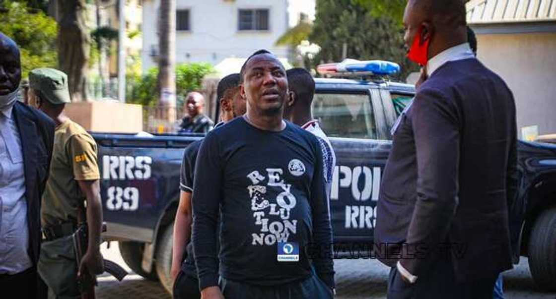 Sowore, 4 others remanded in Kuje prison over New Year eve protest Sowore, 4 others remanded in Kuje prison over New Year eve protest