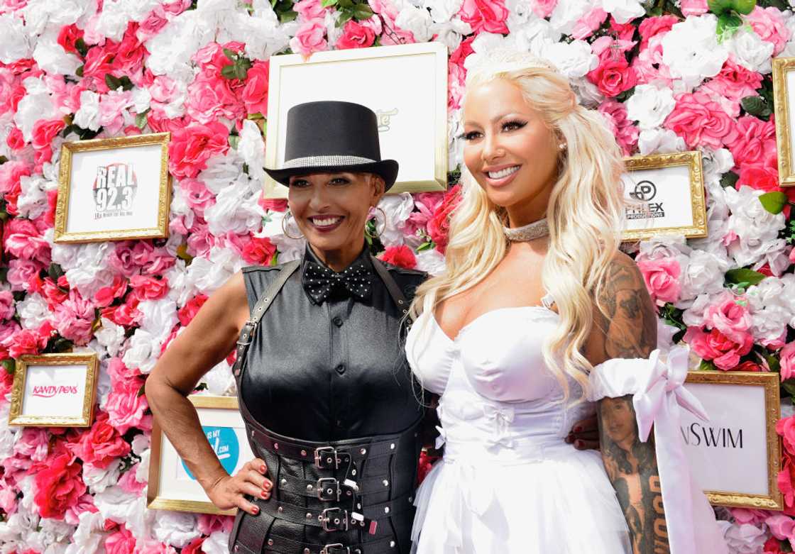 Dorothy Rose and Amber Rose at the 4th Annual Amber Rose SlutWalk Dorothy Rose and Amber Rose at the 4th Annual Amber Rose SlutWalk