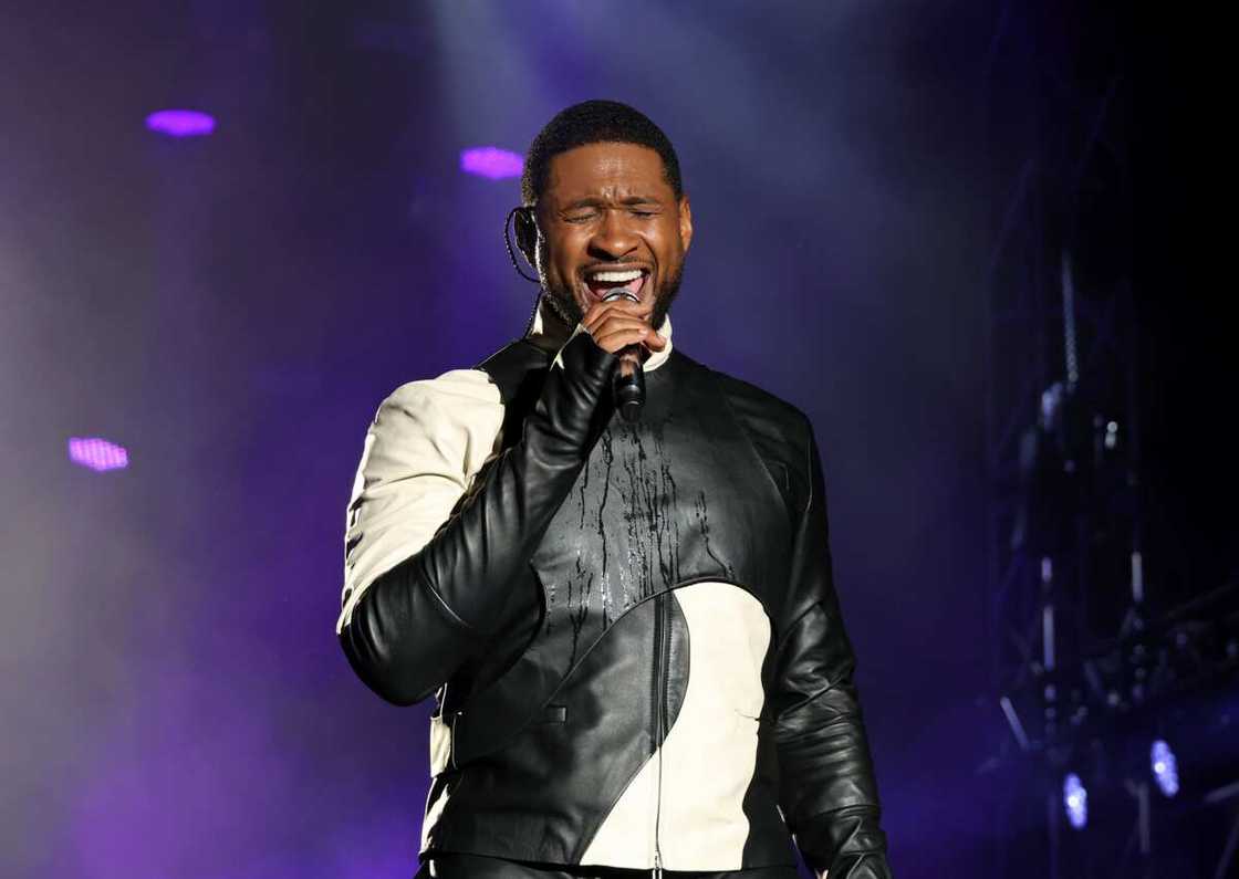 Usher performs at the Roots Picnic at The Mann in Philadelphia, Pennsylvania Usher performs at the Roots Picnic at The Mann in Philadelphia, Pennsylvania
