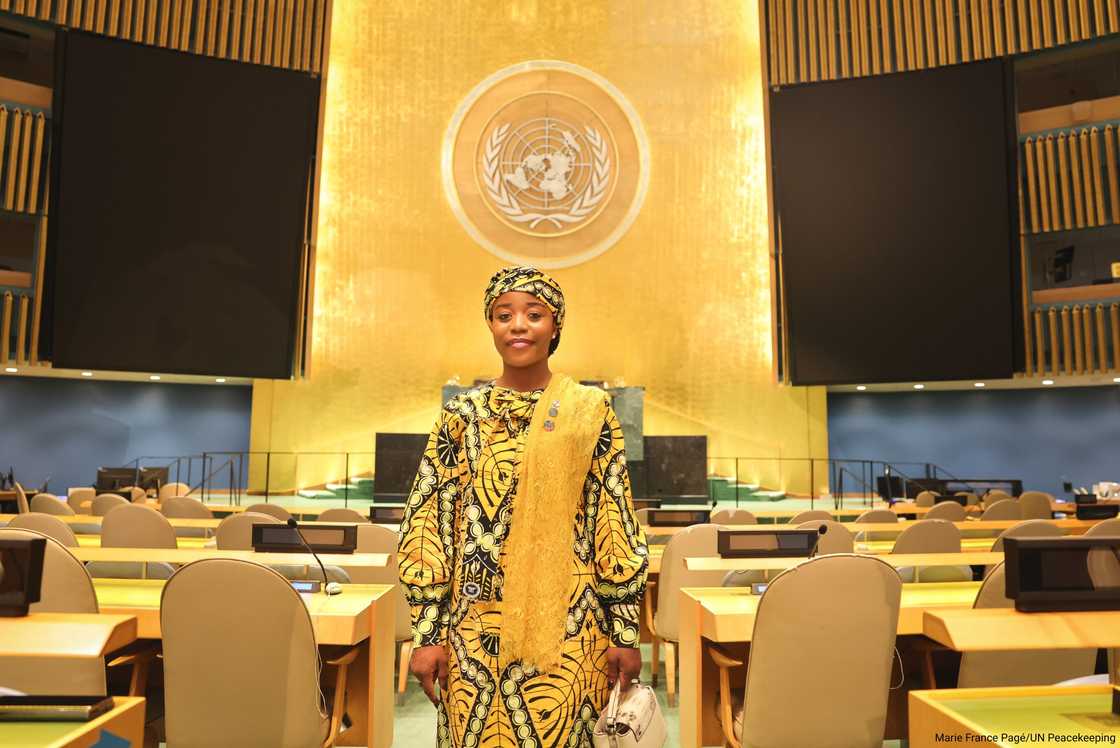 Maryam bukar a wani zaure na majalisar dinkin duniya Maryam bukar a wani zaure na majalisar dinkin duniya