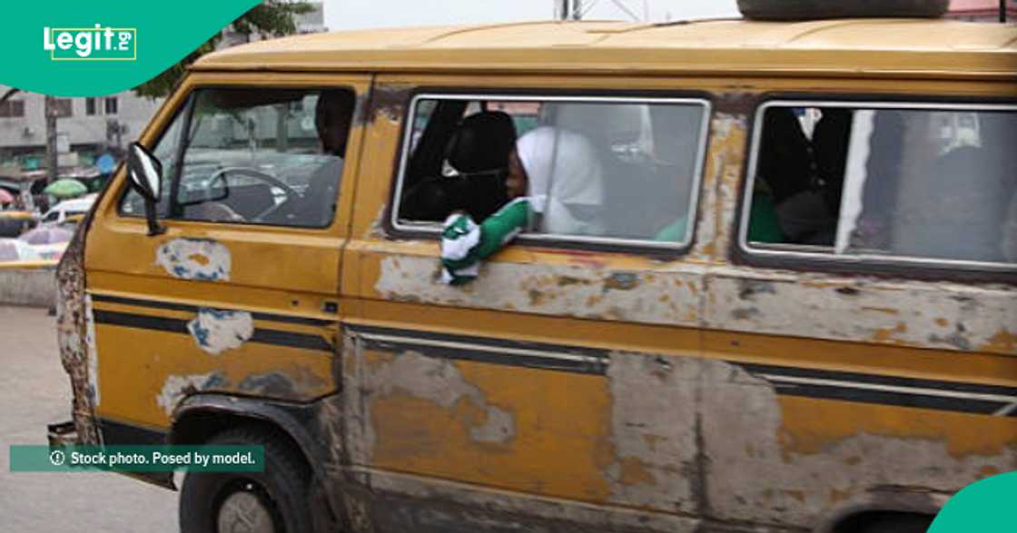 Fuel attendant insists on not selling fuel to her boyfriend who's a bus driver. Fuel attendant insists on not selling fuel to her boyfriend who's a bus driver.