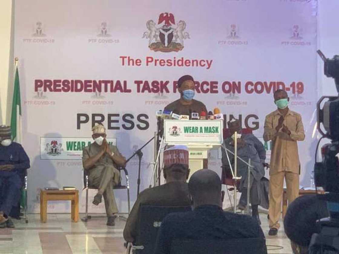 Karamin ministan ilimi; Emeke Nwajiuba Karamin ministan ilimi; Emeke Nwajiuba