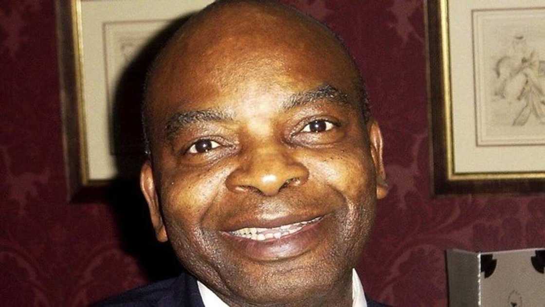 arthur eze's net worth