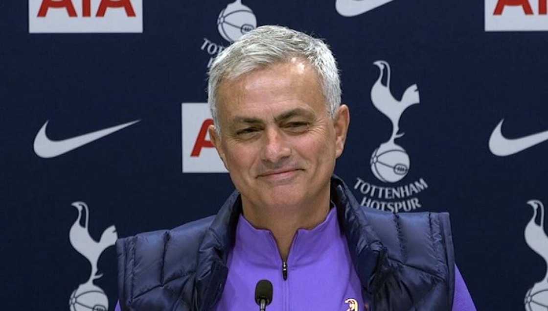 A dena kira na 'Special One', Mourinho ya bayyana sabon sunan da ya ke so A dena kira na 'Special One', Mourinho ya bayyana sabon sunan da ya ke so