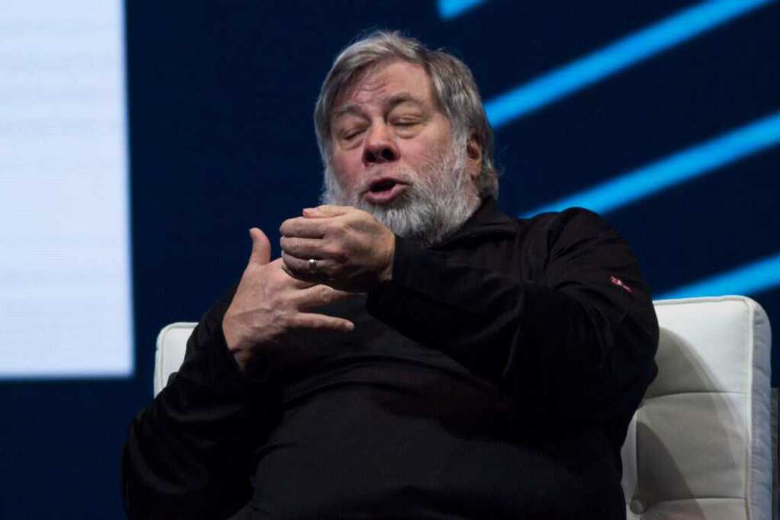 Steve Wozniak, Facebook, Apple co-founder
