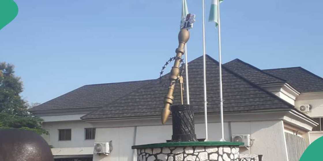 Plateau Assembly, Speaker Plateau Assembly, Speaker