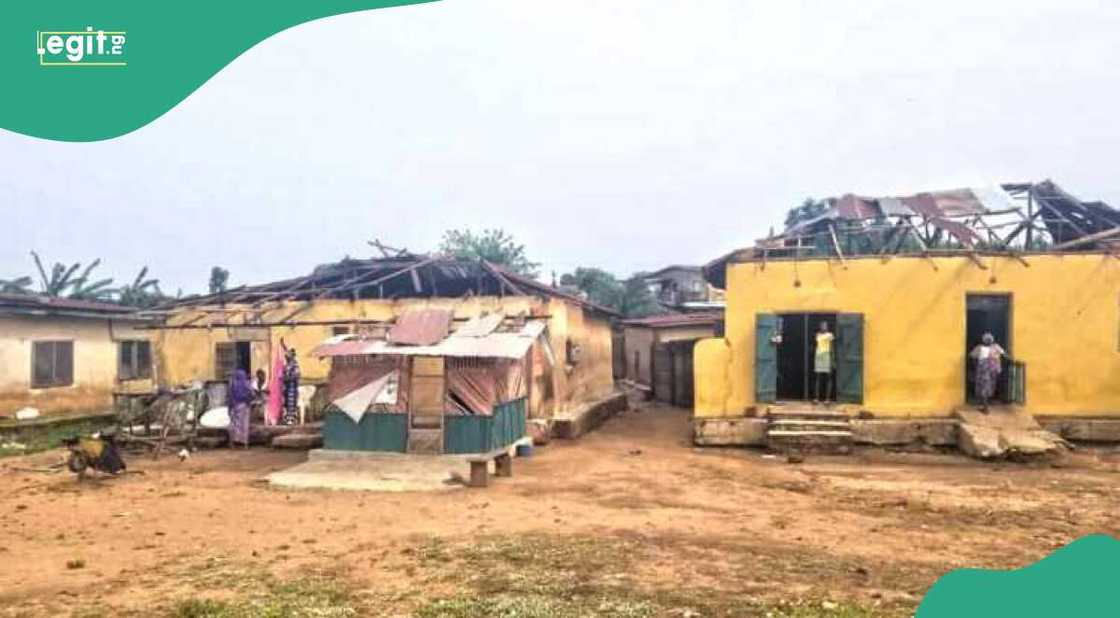 Gidajen da guguwar ruwan sama ta lalata Gidajen da guguwar ruwan sama ta lalata