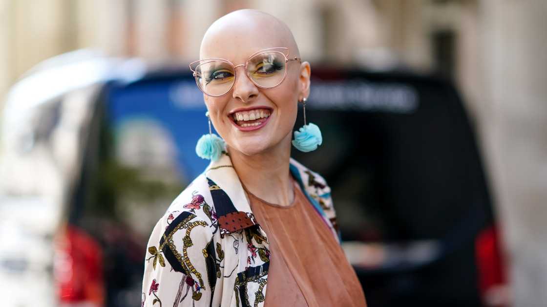 A London Fashion Week guest posed on the street.