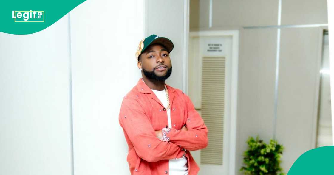 Daniel Regha shares his feeling about Davido's N5 m gift to fan. Daniel Regha shares his feeling about Davido's N5 m gift to fan.