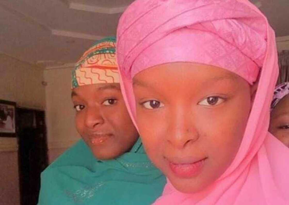 'Yan bindiga na barazanar ba 'ya'yan tsohon akantan Zamfara makami 'Yan bindiga na barazanar ba 'ya'yan tsohon akantan Zamfara makami