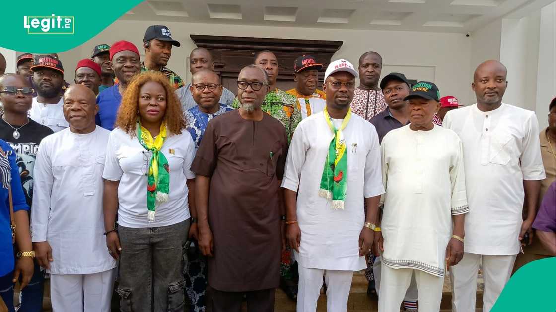 APGA members at Idemili rally supporting Ike Cubana amid Obi Cubana APC link APGA members at Idemili rally supporting Ike Cubana amid Obi Cubana APC link