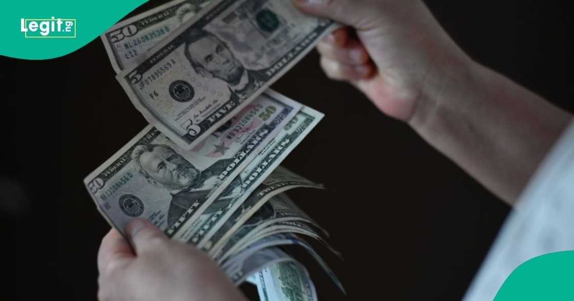 Capital import rises, investors shun states Capital import rises, investors shun states