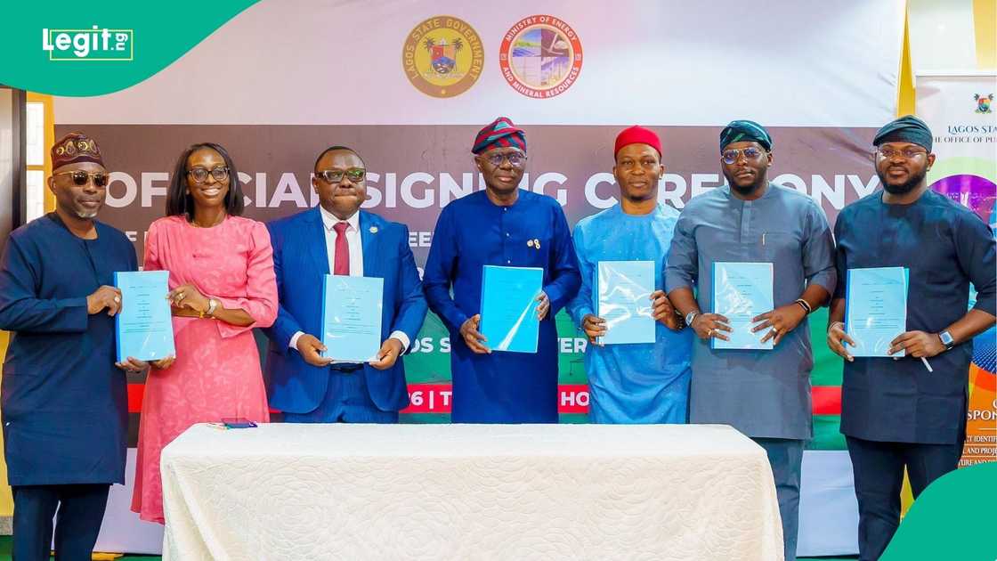 Lagos seals power deal with three firms to raise supply to 400MW