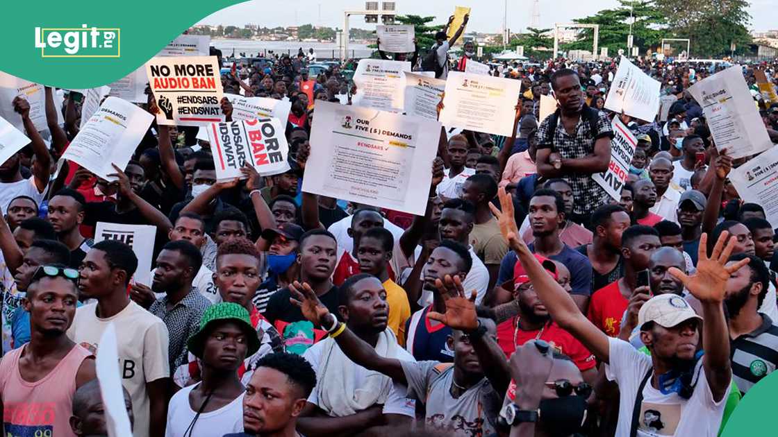 BREAKING: Heavy Protest Rocks Osogbo, Osun State, Reason Emerges