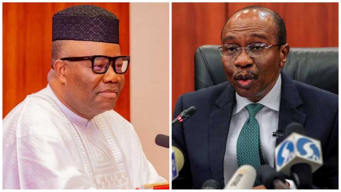 Akpabio ya fadi manakisar da Emefiele ya shirya Akpabio ya fadi manakisar da Emefiele ya shirya