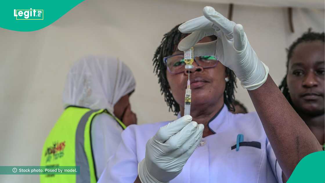 Gwamnatin Anambra ta fara yi wa mutane allurar rigakafin cutar HIV. Gwamnatin Anambra ta fara yi wa mutane allurar rigakafin cutar HIV.