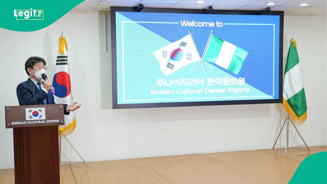 Cibiyar al'adun Koriya ta gabatar da bukatar hadin gwiwa da Najeriya kan fannonin fim, waka, abinci da ilimi Cibiyar al'adun Koriya ta gabatar da bukatar hadin gwiwa da Najeriya kan fannonin fim, waka, abinci da ilimi