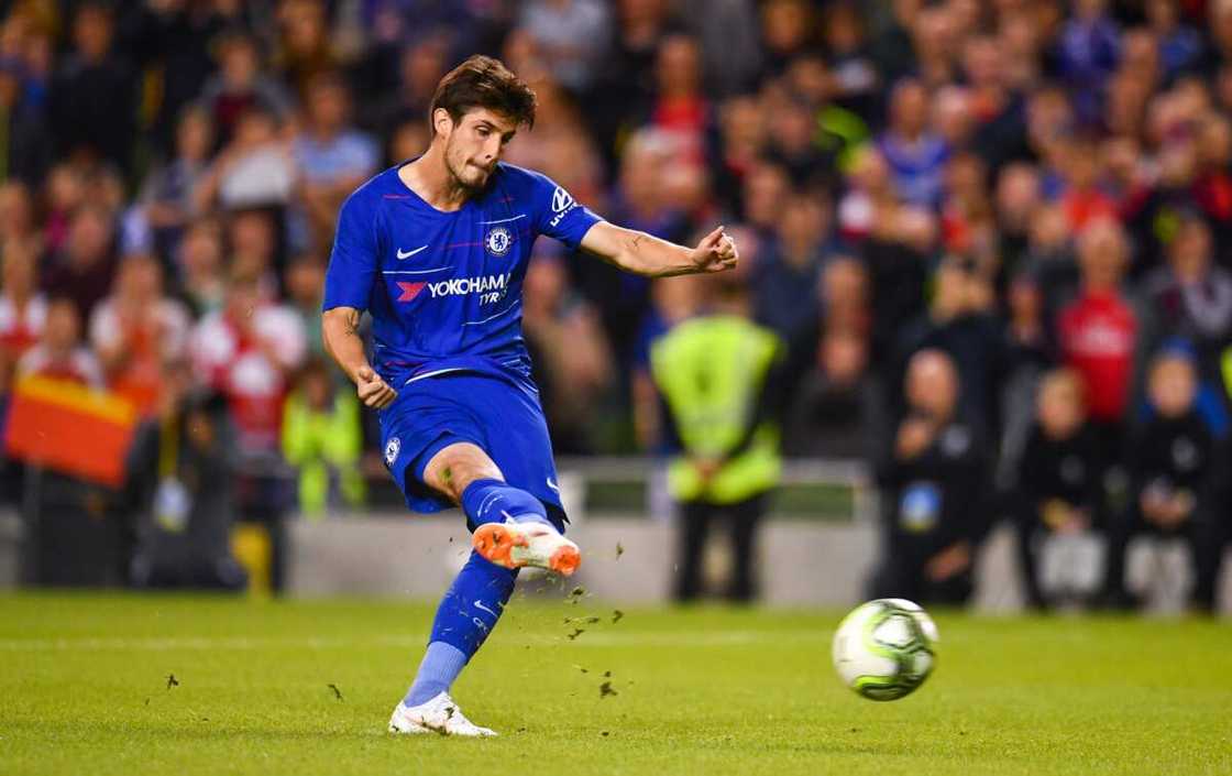 Lucas Piazon, Brazilian footballer, to leave Chelsea after 9 years