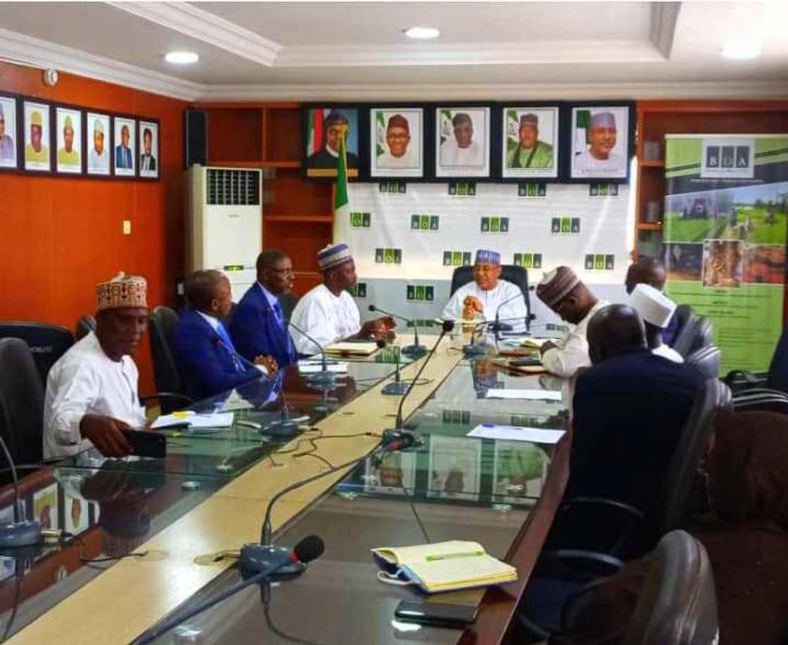 FG is planning a curriculum for farmers, pastoralists FG is planning a curriculum for farmers, pastoralists