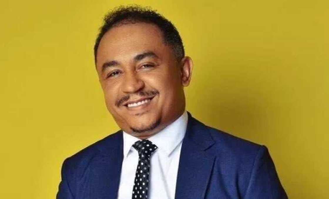 Kada Mace Ta Kuskura Ta Auri Namijin Da Zai Fara Siya Wa Mahaifiyarsa Mota Kafin Ita, Daddy Freeze