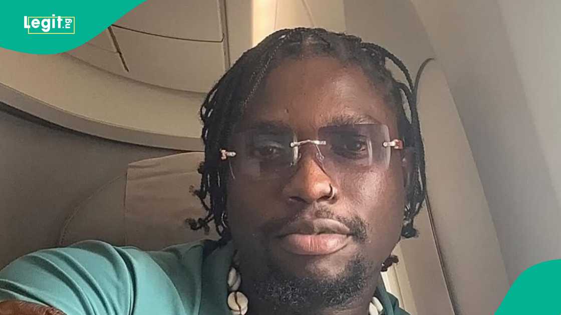 VDM and Burna Boy link up, visit prison to help inmates