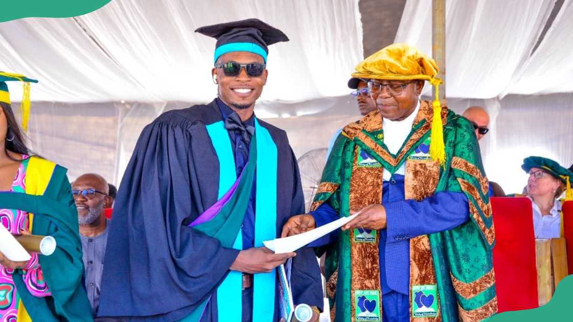 Student receives an academic award