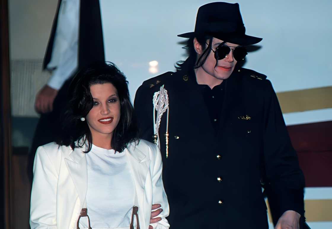 Michael Jackson and Lisa-Marie Presley Michael Jackson and Lisa-Marie Presley
