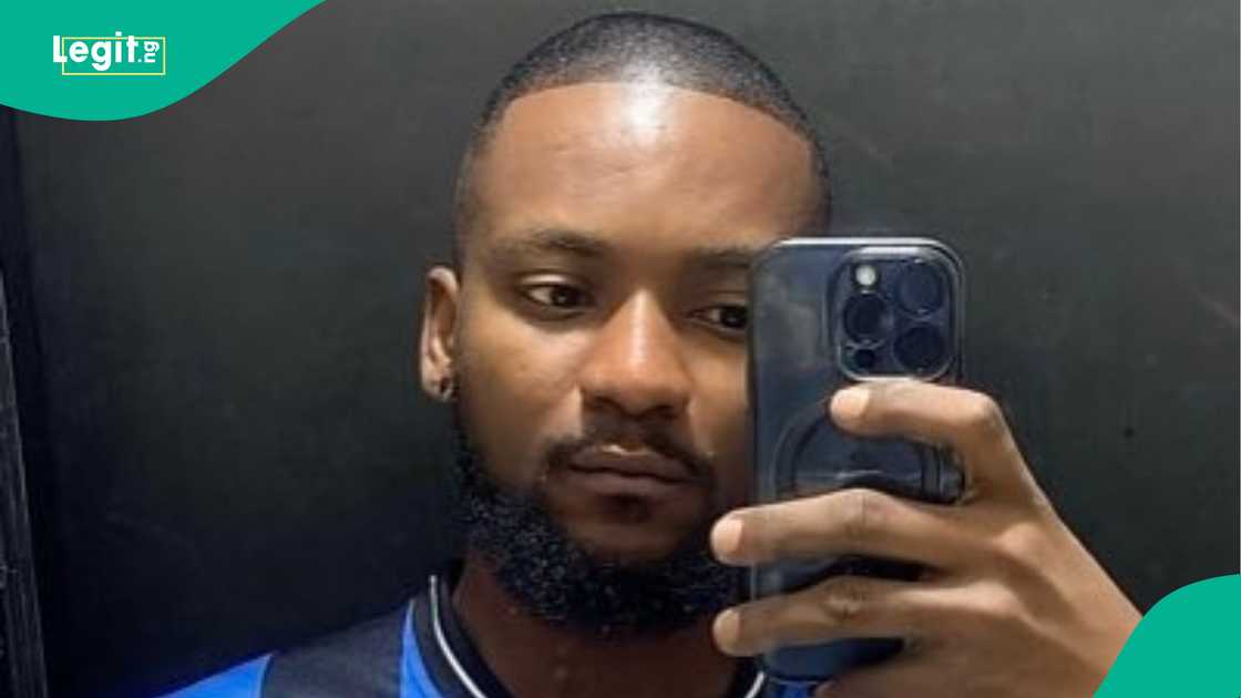 Viral tweet shows man battling emotional breakdown and loneliness. Viral tweet shows man battling emotional breakdown and loneliness.