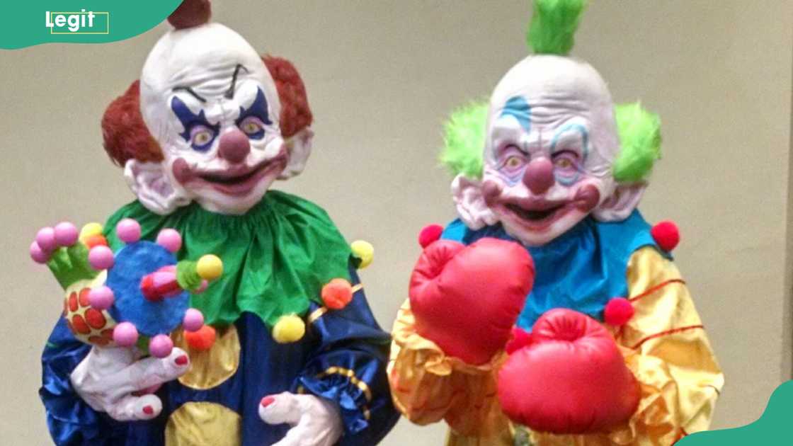 Killer Klowns from Outer Space costumes Killer Klowns from Outer Space costumes