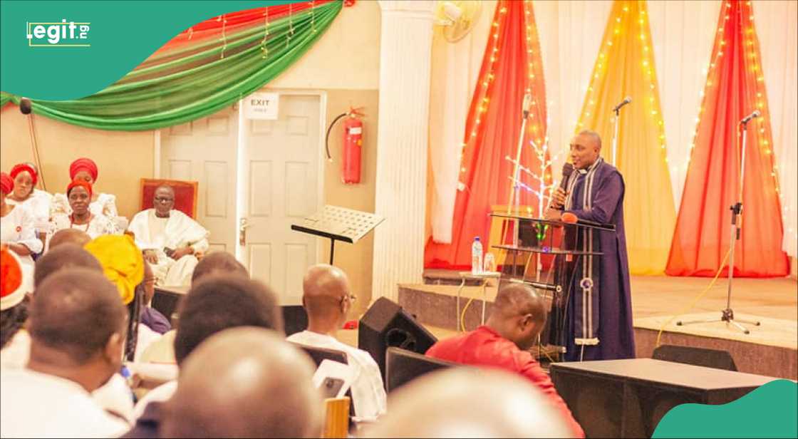 Cocin ECWA Cocin ECWA