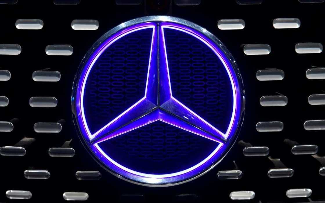 The factory investment comes as Mercedes-Benz and rival automakers around the globe are spending vast sums as part of a major industry-wide shift towards electrification The factory investment comes as Mercedes-Benz and rival automakers around the globe are spending vast sums as part of a major industry-wide shift towards electrification